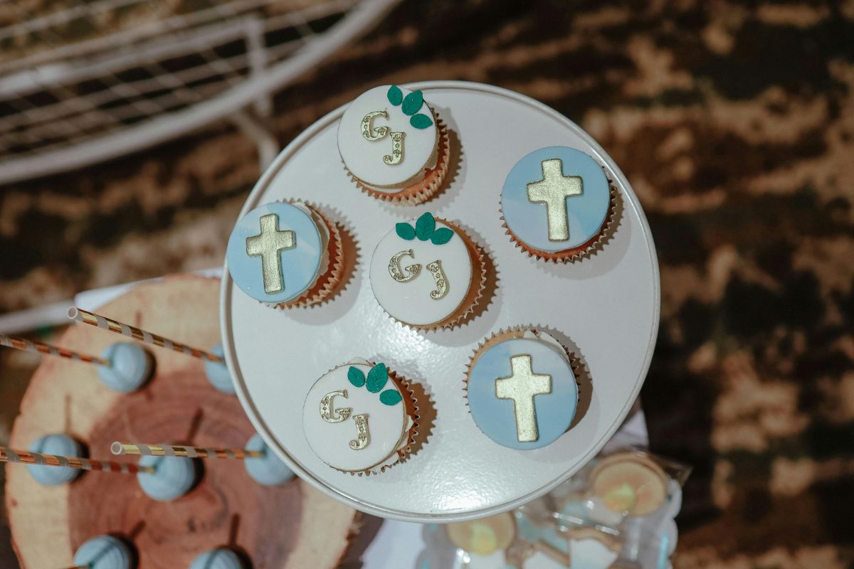 Sweet Religious Cupcakes